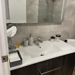 דירה Modern